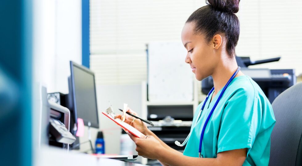 Top Travel Nurse Charting Tips Trusted Nurse Staffing