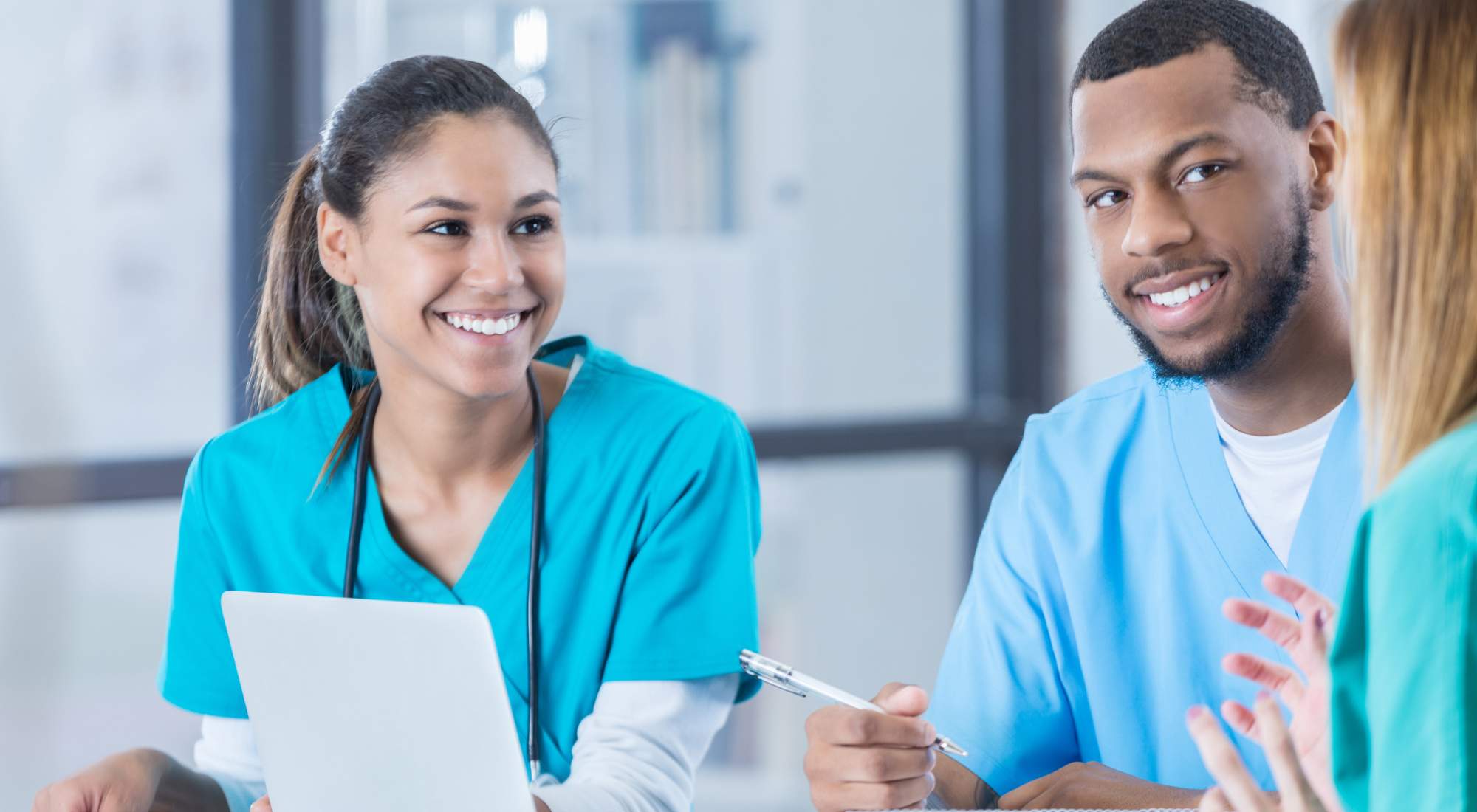 Set Yourself Up for Success With Travel Nursing Support Groups TNS